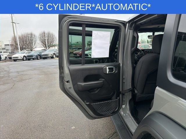 Used 2023 Jeep Wrangler Sport S image 27