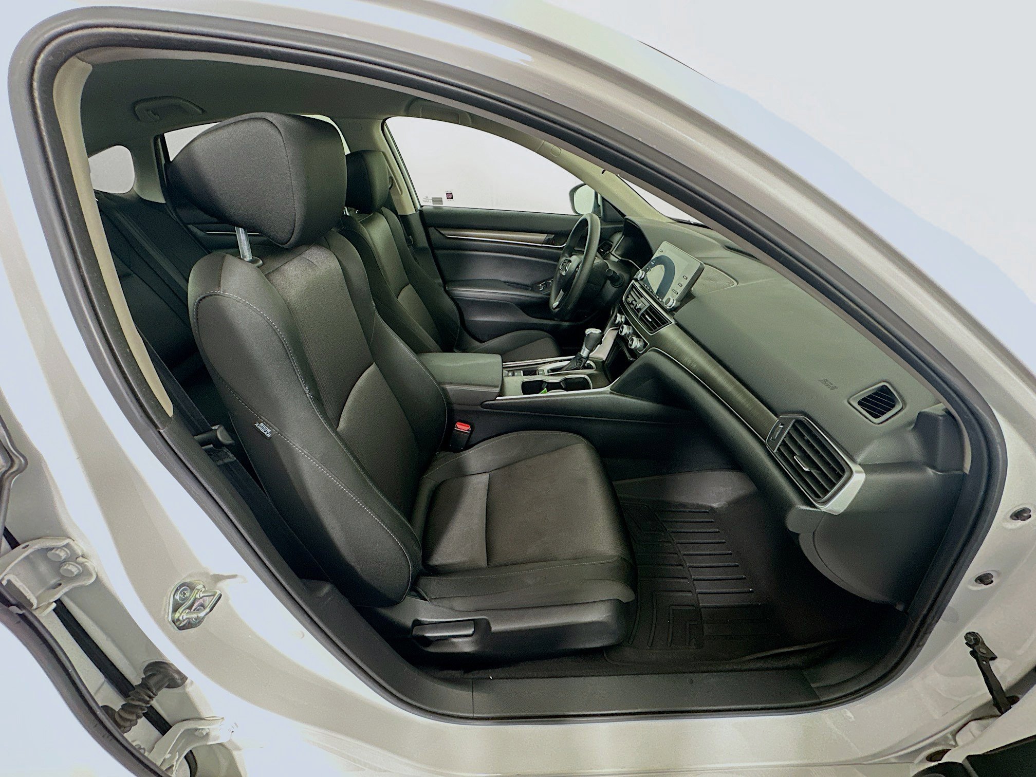 Used 2020 Honda Accord LX image 28