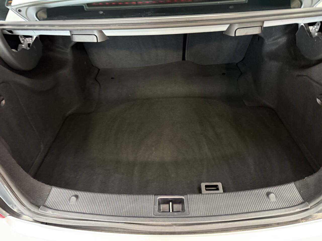Used 2014 Mercedes-Benz C 300 4MATIC Sedan image 24