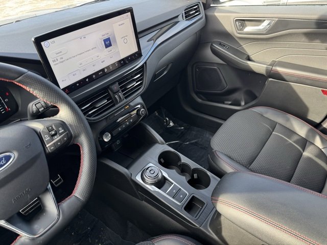 Certified 2023 Ford Escape ST-Line w/ Tech Pack #1 image 15