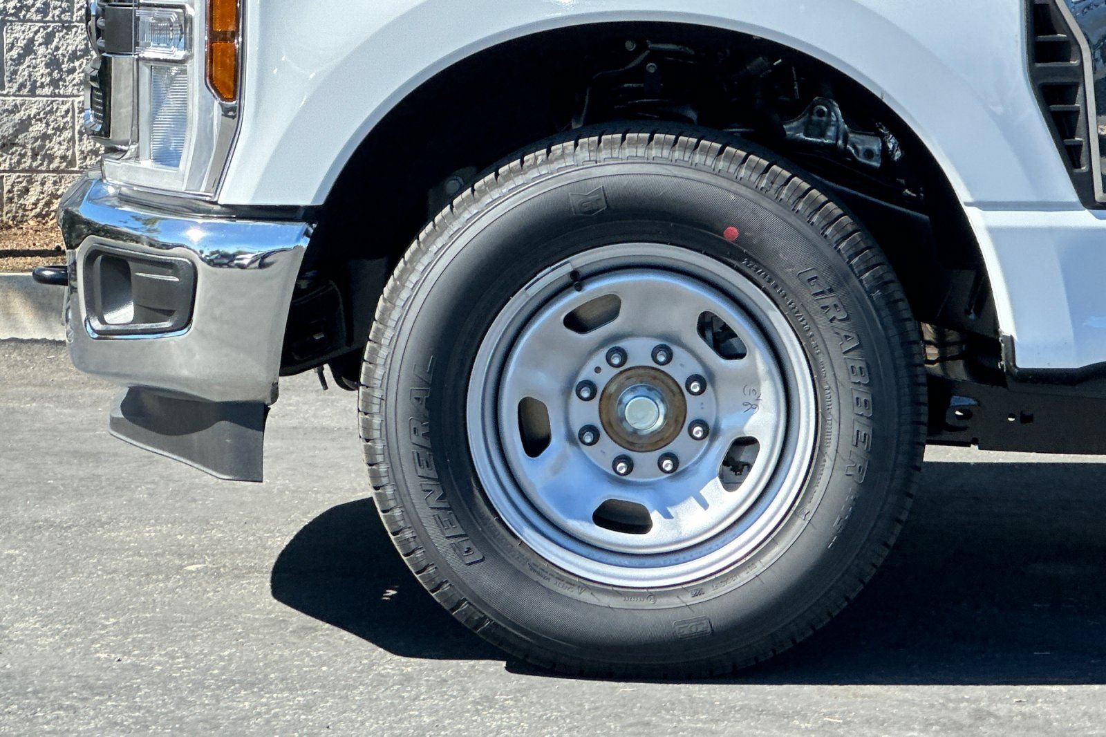 New 2026 Ford F350 XL w/ XL Chrome Package RWD image 23
