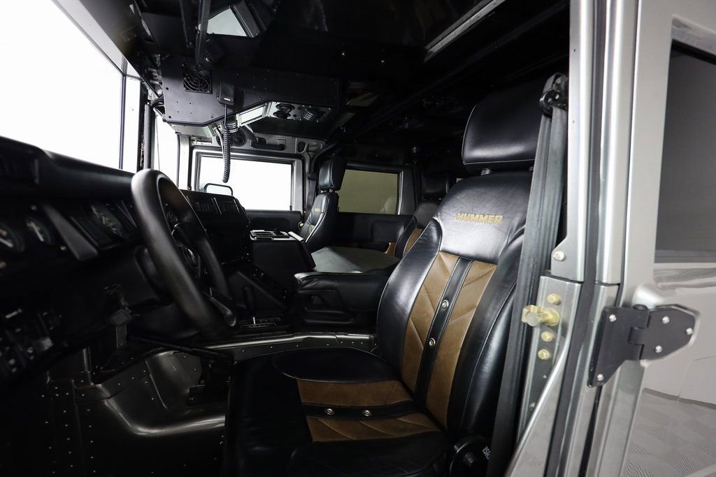 Used 1998 HUMMER H1 4-Door Wagon image 15