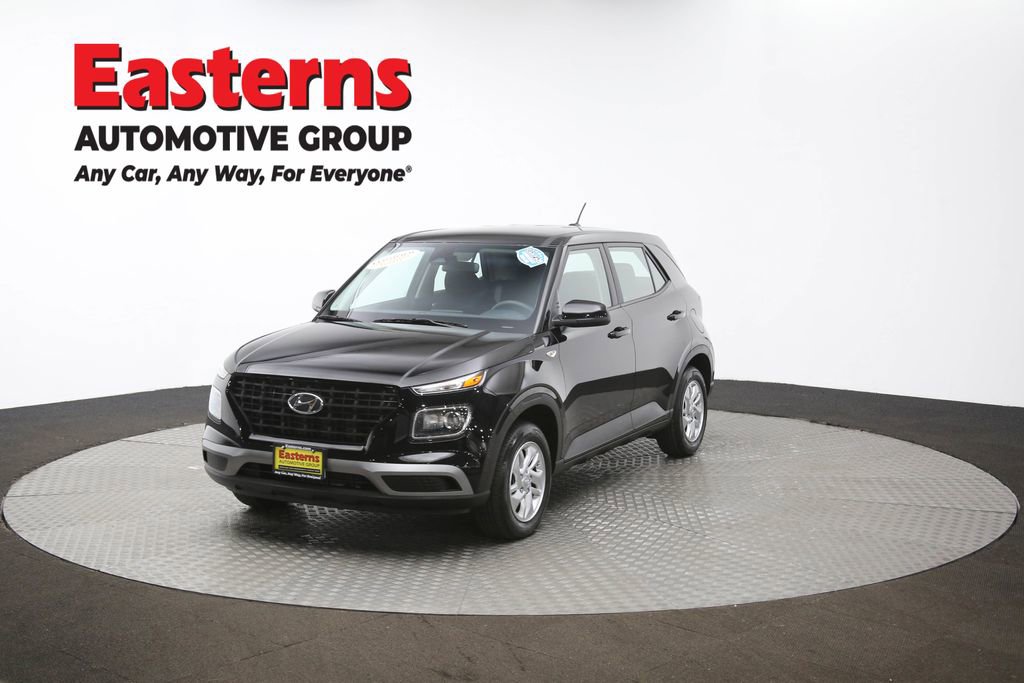 Used 2025 Hyundai Venue SE image 54