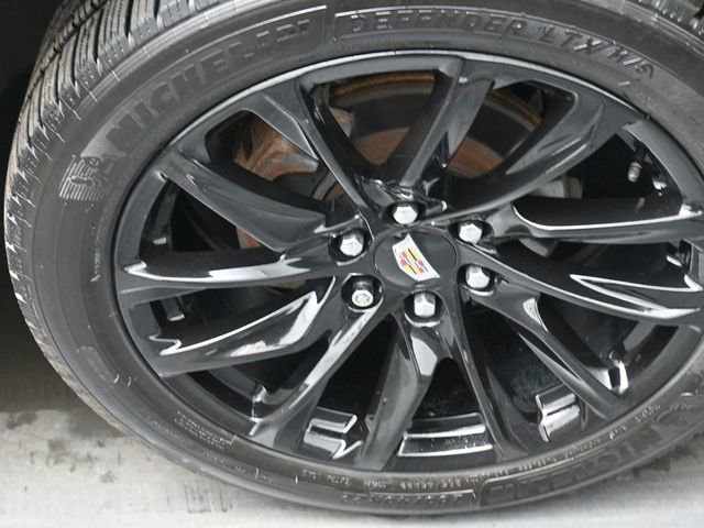 Used 2019 Cadillac Escalade Luxury image 32