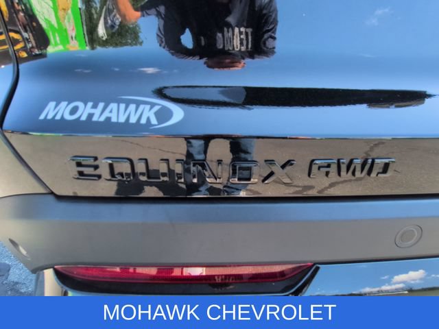 Used 2026 Chevrolet Equinox RS AWD/4WD image 32