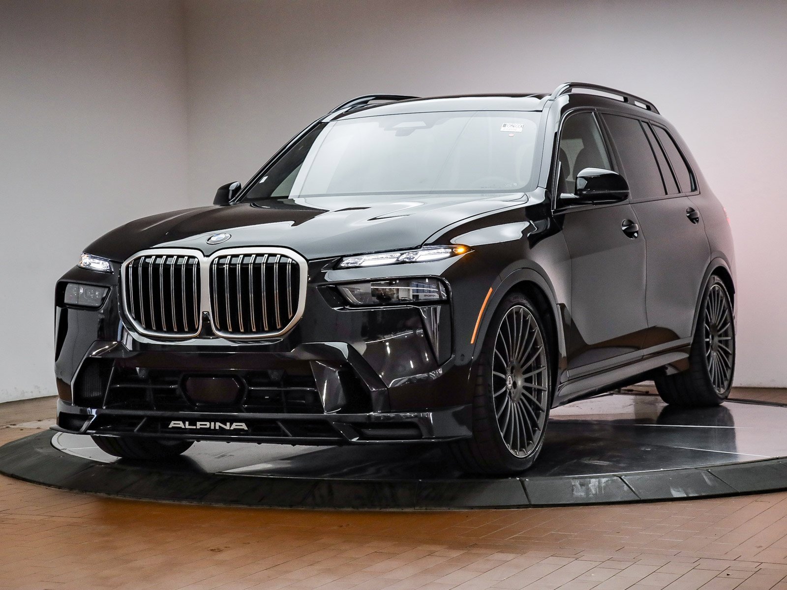 New 2026 BMW ALPINA XB7 image 1