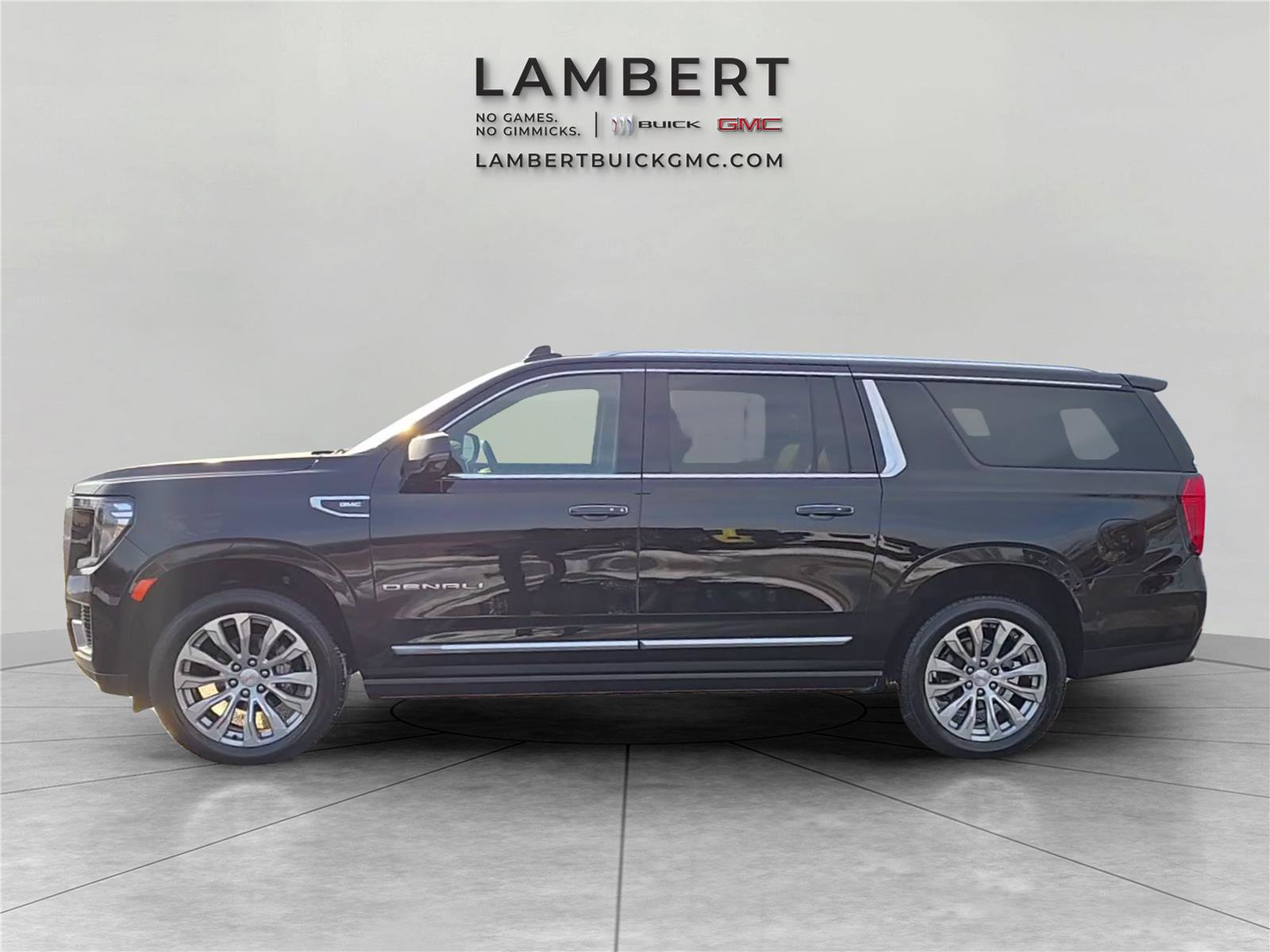 Used 2023 GMC Yukon XL Denali w/ LPO, Floor Liner Package AWD/4WD image 2