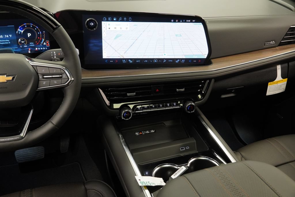 New 2026 Chevrolet Suburban High Country AWD/4WD image 16