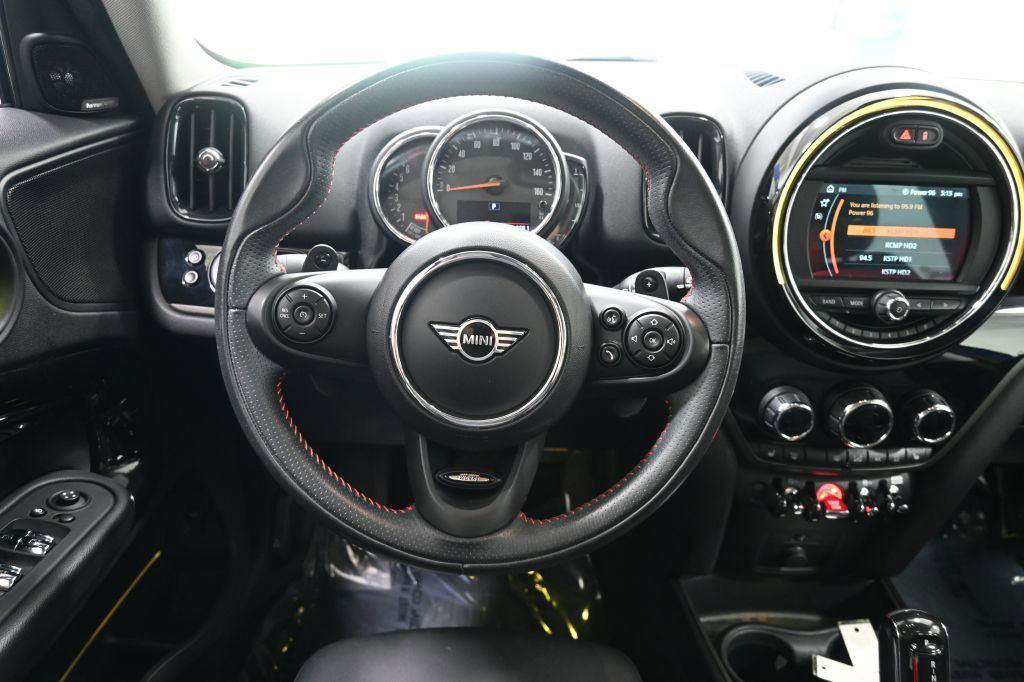 Used 2020 MINI Cooper Countryman S w/ Premium Package FWD image 11