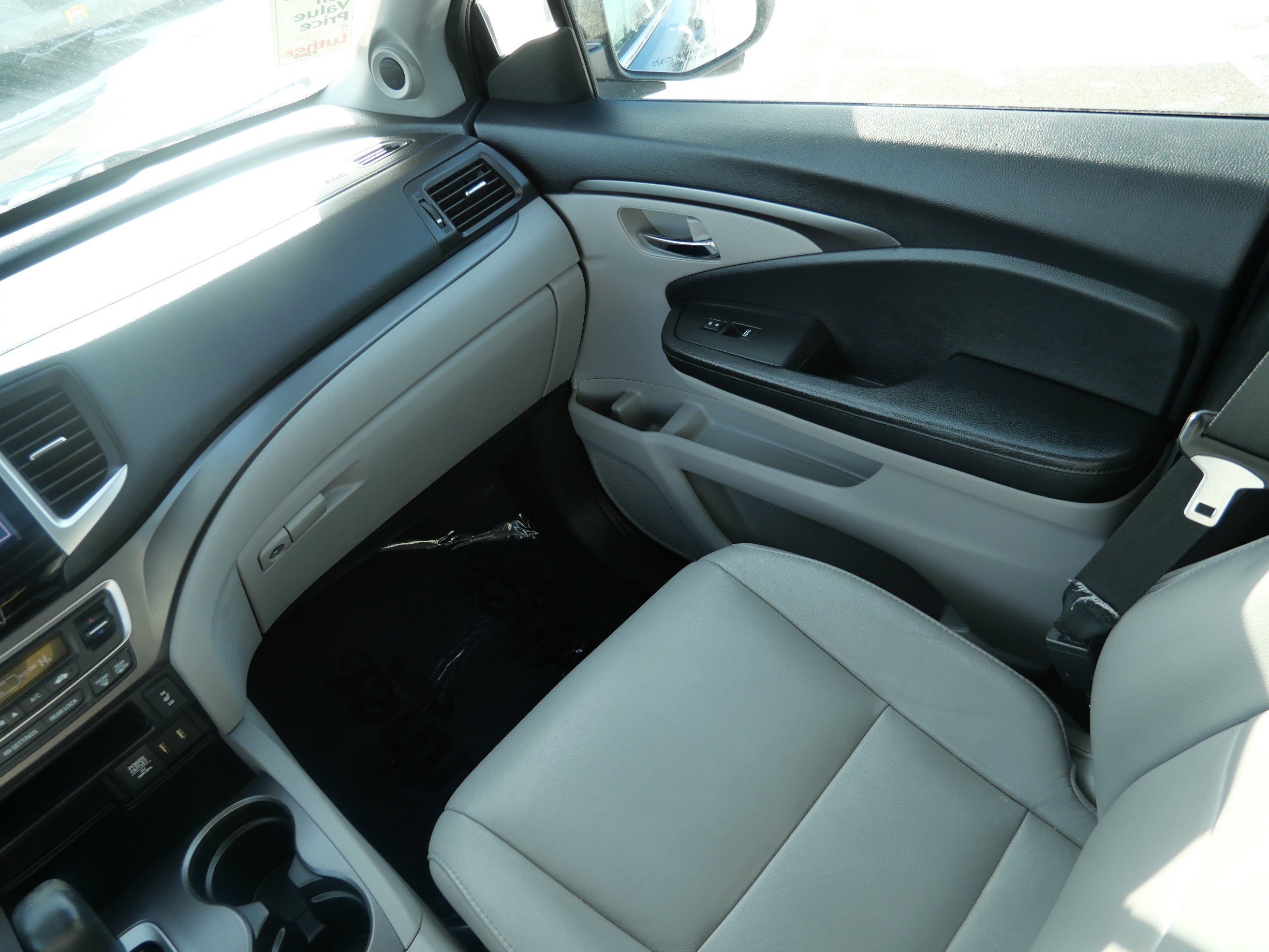 Used 2017 Honda Pilot EX-L image 11