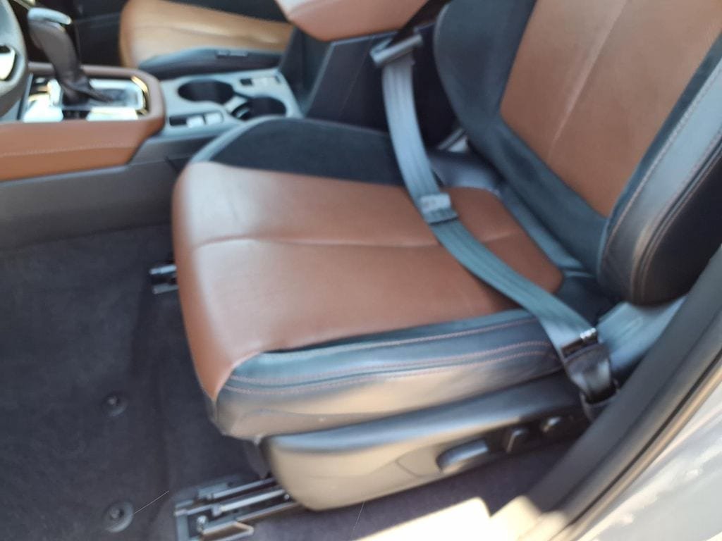 Certified 2025 Subaru Forester Touring AWD/4WD image 25
