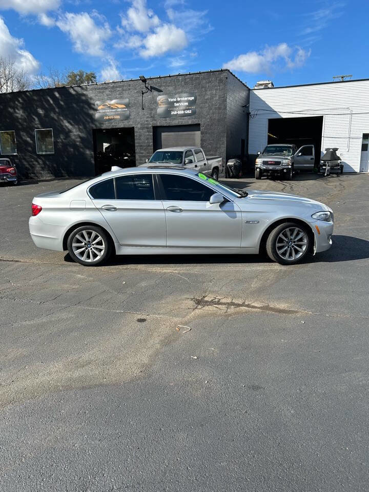Used 2013 BMW 528i xDrive Sedan image 4