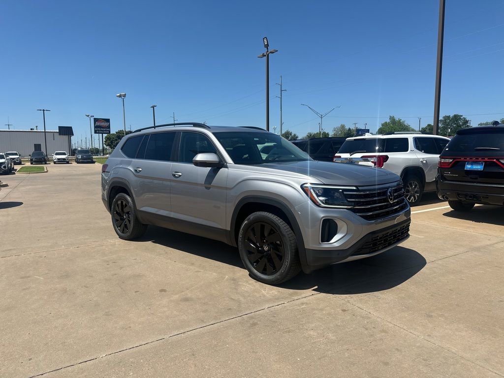 New 2026 Volkswagen Atlas SE image 3