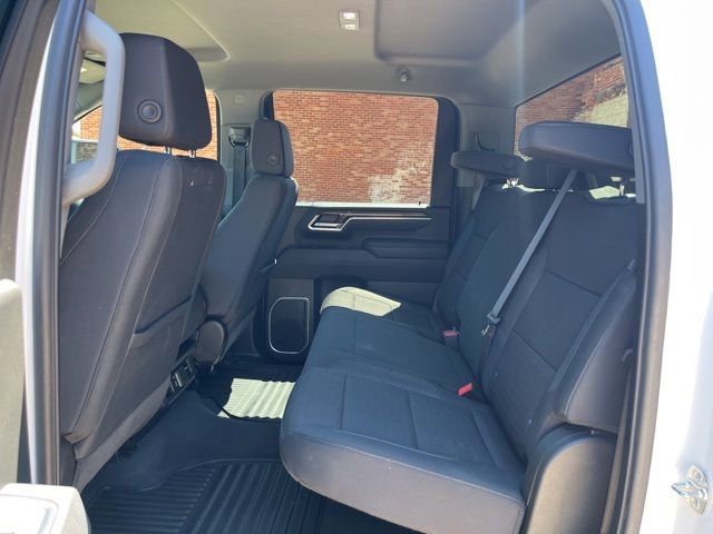 Used 2025 Chevrolet Silverado 2500 LT w/ Convenience Package AWD/4WD image 15