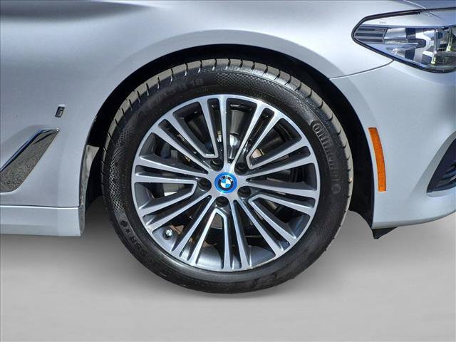 Used 2019 BMW 530e w/ Convenience Package RWD image 25