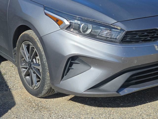 Certified 2022 Kia Forte LXS w/ LXS Technology Package image 4