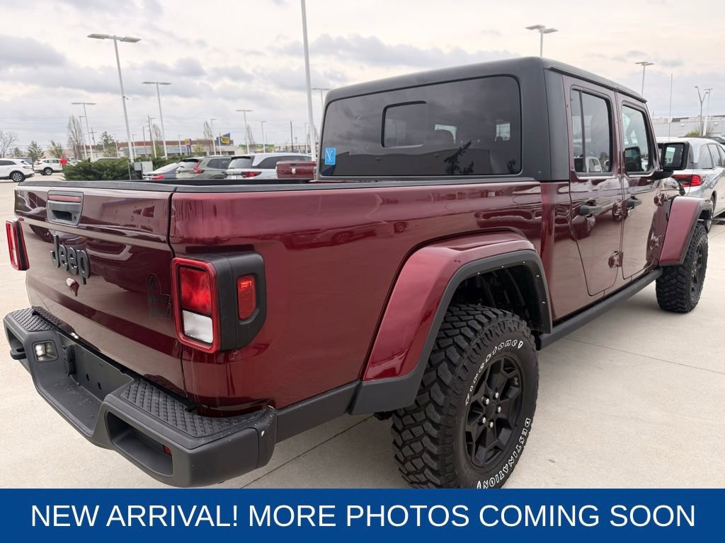 Used 2022 Jeep Gladiator Willys image 5