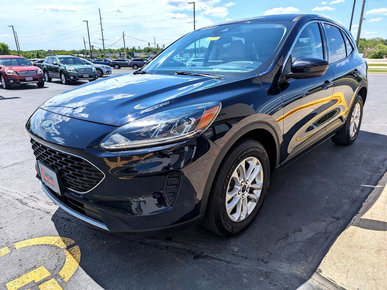 Used 2021 Ford Escape SE image 4