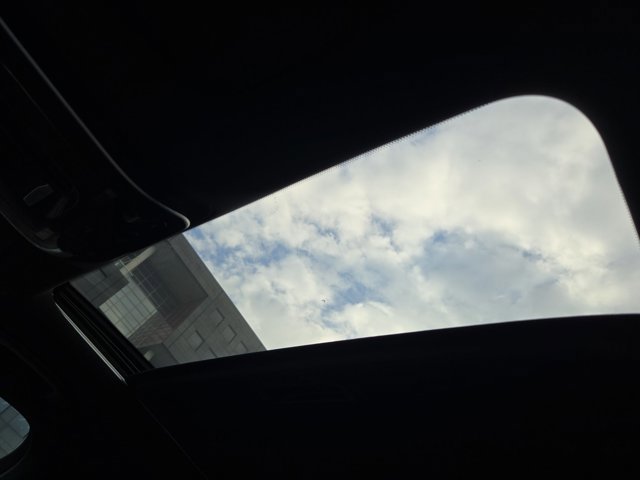 Used 2023 Mercedes-Benz C 43 AMG 4MATIC Sedan image 14