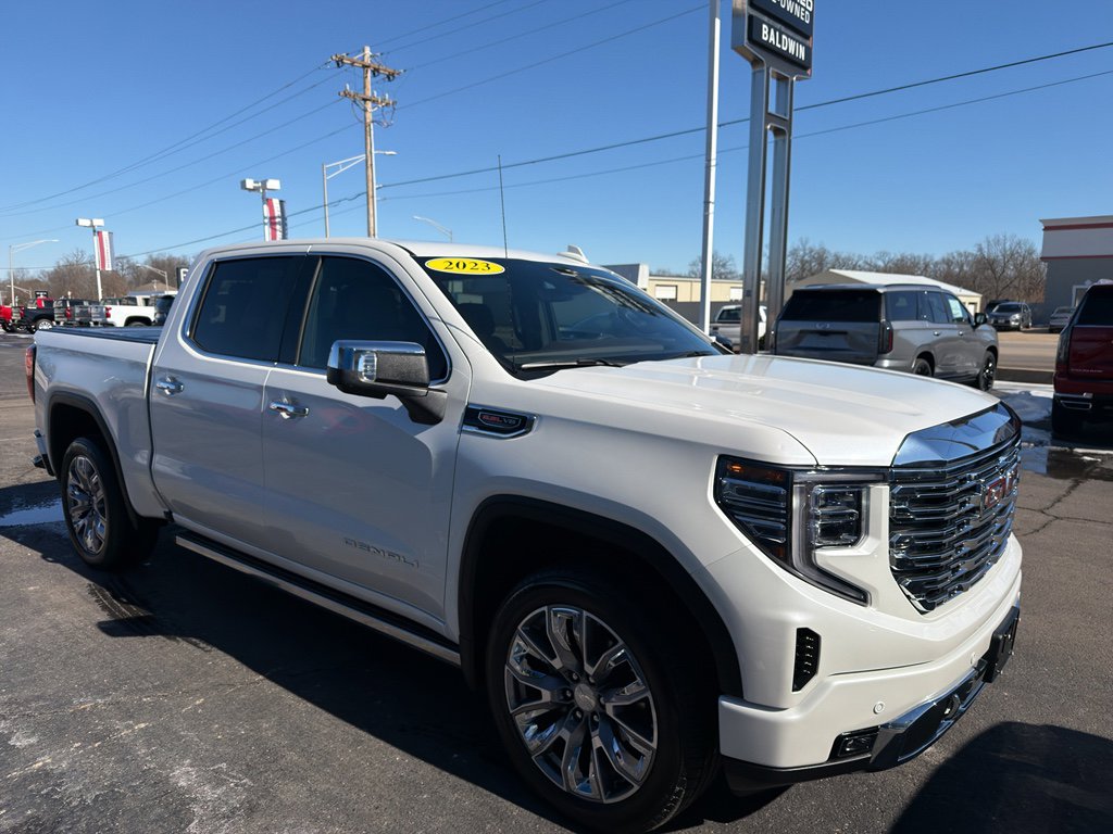 Used 2023 GMC Sierra 1500 Denali w/ Denali Reserve Package image 3