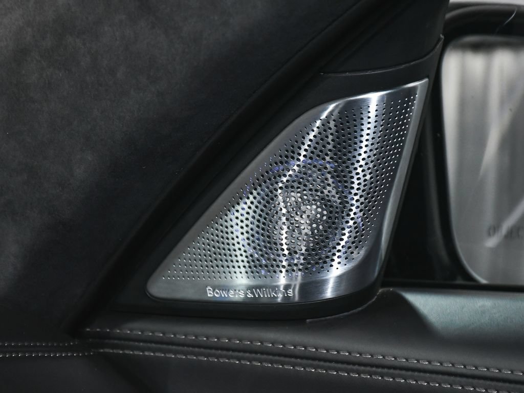 Used 2022 BMW M760i xDrive w/ Luxury Rear Seating Package AWD/4WD image 42