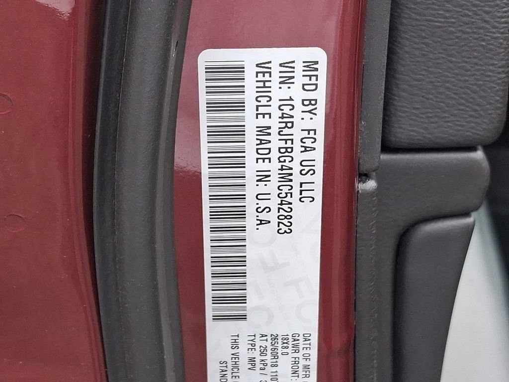 Used 2021 Jeep Grand Cherokee Limited w/ Premium Lighting Group image 28