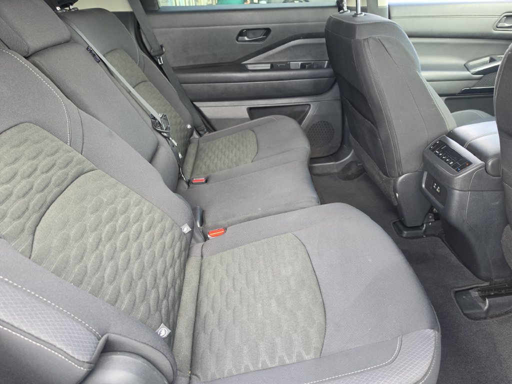 Certified 2024 Nissan Pathfinder SV AWD/4WD image 23