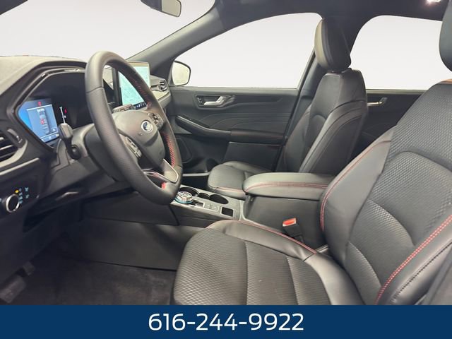New 2026 Ford Escape ST-Line w/ Tech Pack #1 AWD/4WD image 10