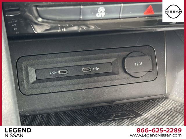 Used 2023 Volkswagen Atlas Cross Sport SE w/ Panoramic Sunroof Package image 27