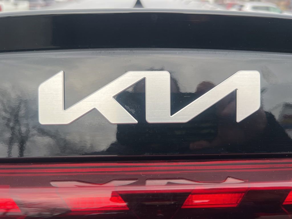 Used 2022 Kia K5 GT-Line w/ GT-Line FWD Premium Package image 34