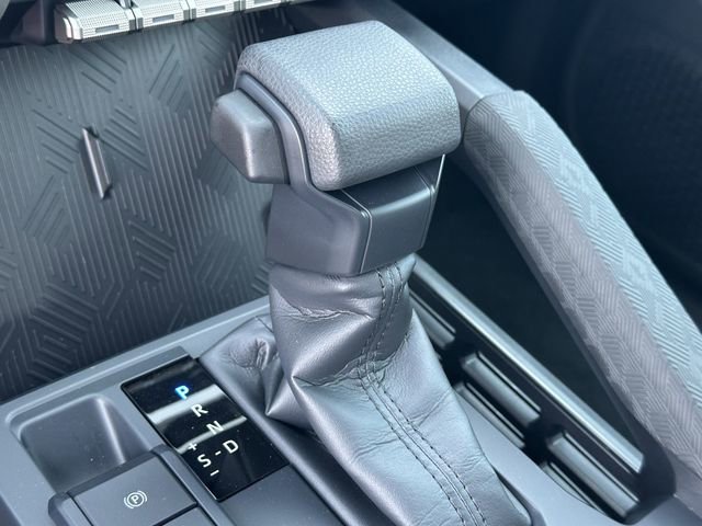 Certified 2025 Toyota Tacoma SR5 image 21