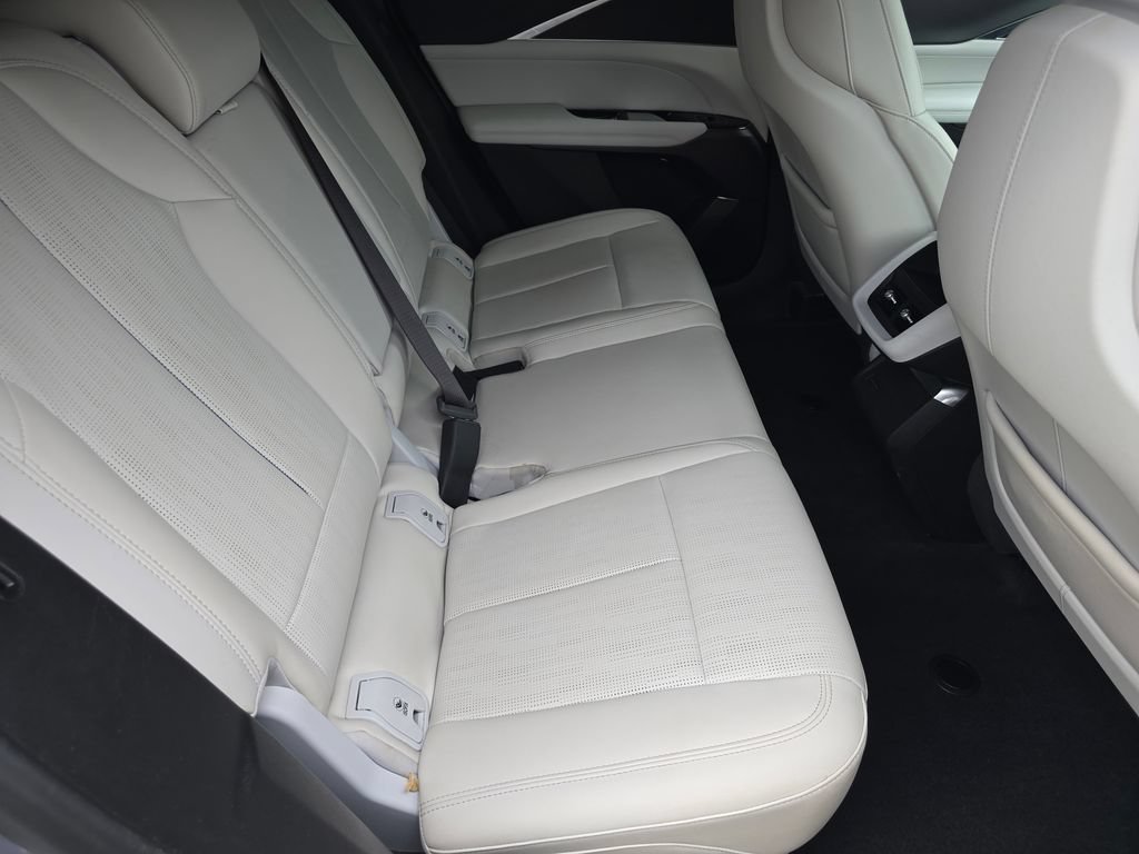 Certified 2025 Cadillac Lyriq Luxury w/ LPO, Floor Liner Package AWD/4WD image 24