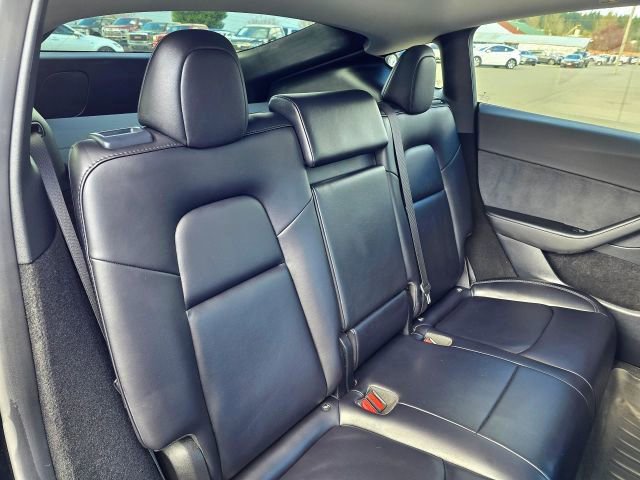Used 2023 Tesla Model Y Performance image 29