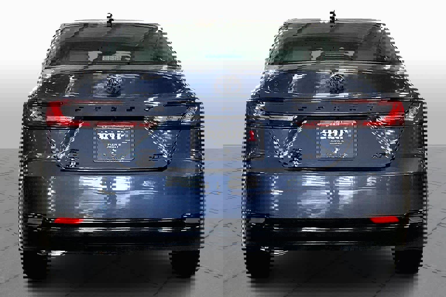 Used 2026 Toyota Camry XLE image 5