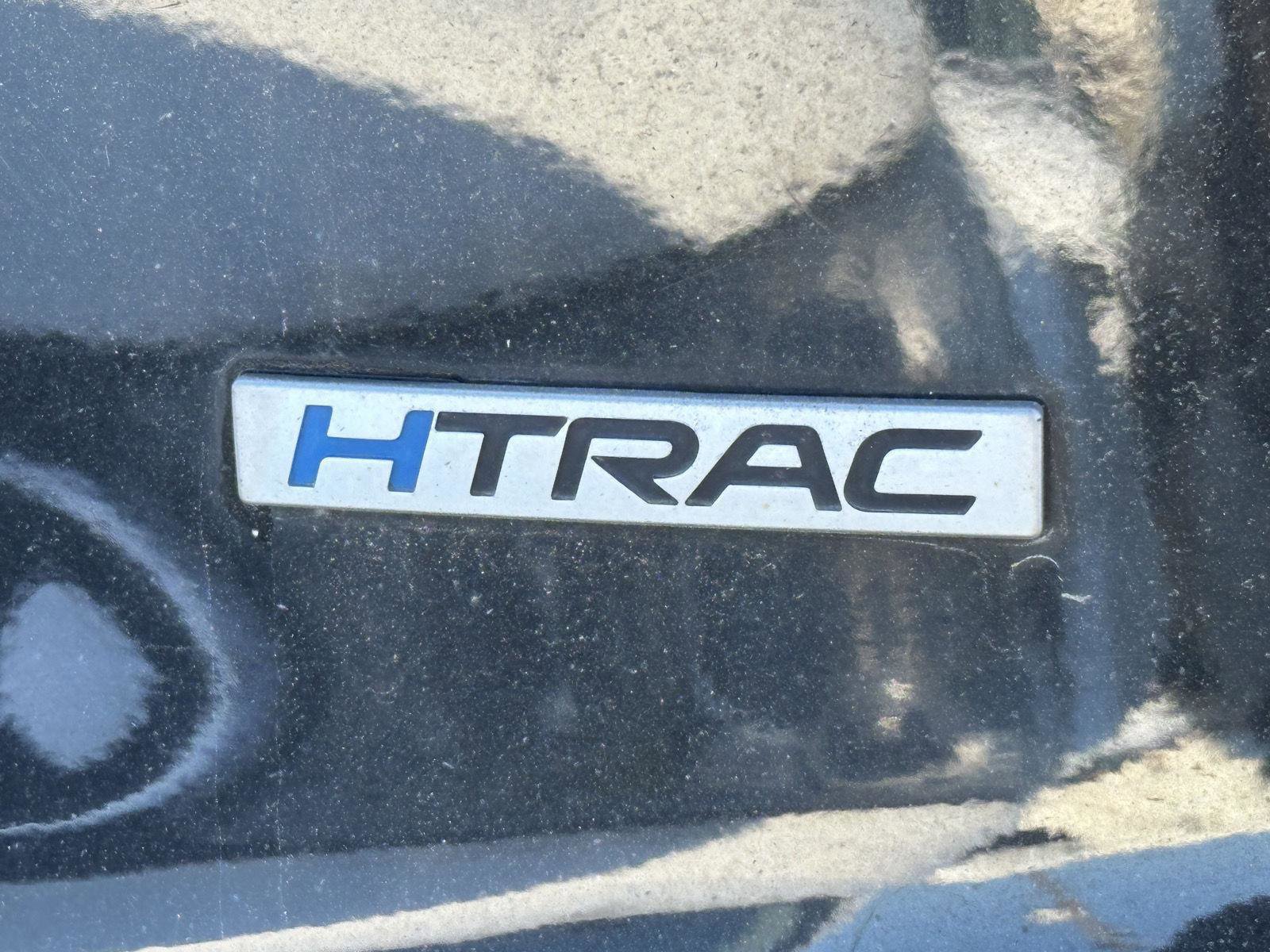 Used 2019 Hyundai Santa Fe SE AWD/4WD image 11