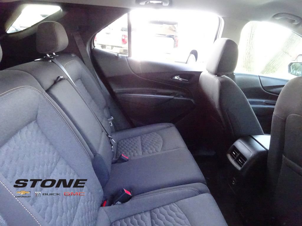 Used 2021 Chevrolet Equinox LT image 22