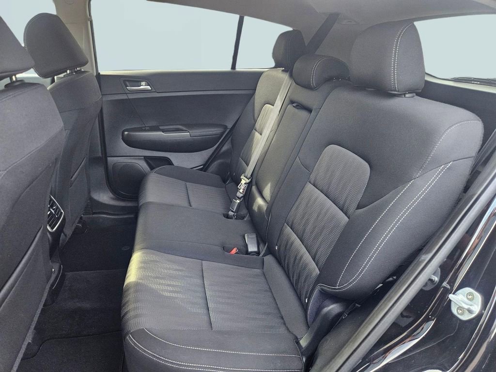 Used 2020 Kia Sportage LX image 24