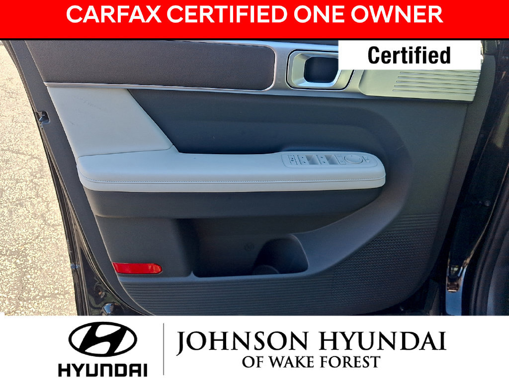 Certified 2024 Hyundai Santa Fe SEL FWD image 2
