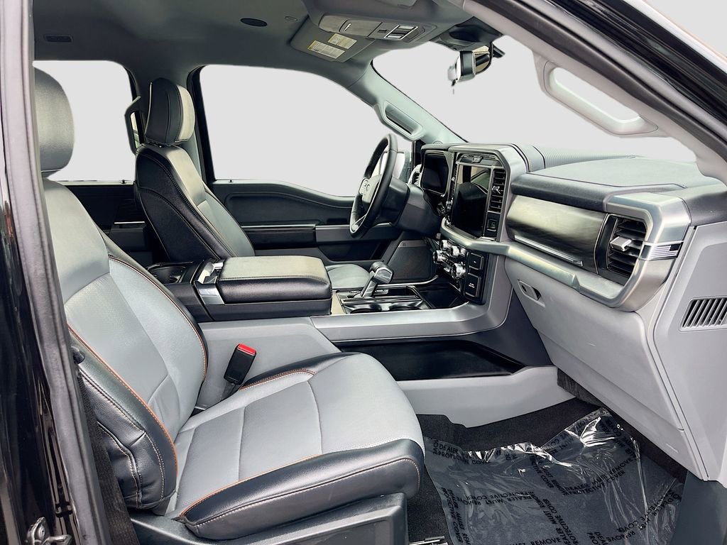 Used 2025 Ford F150 Lariat w/ Equipment Group 502A High image 29