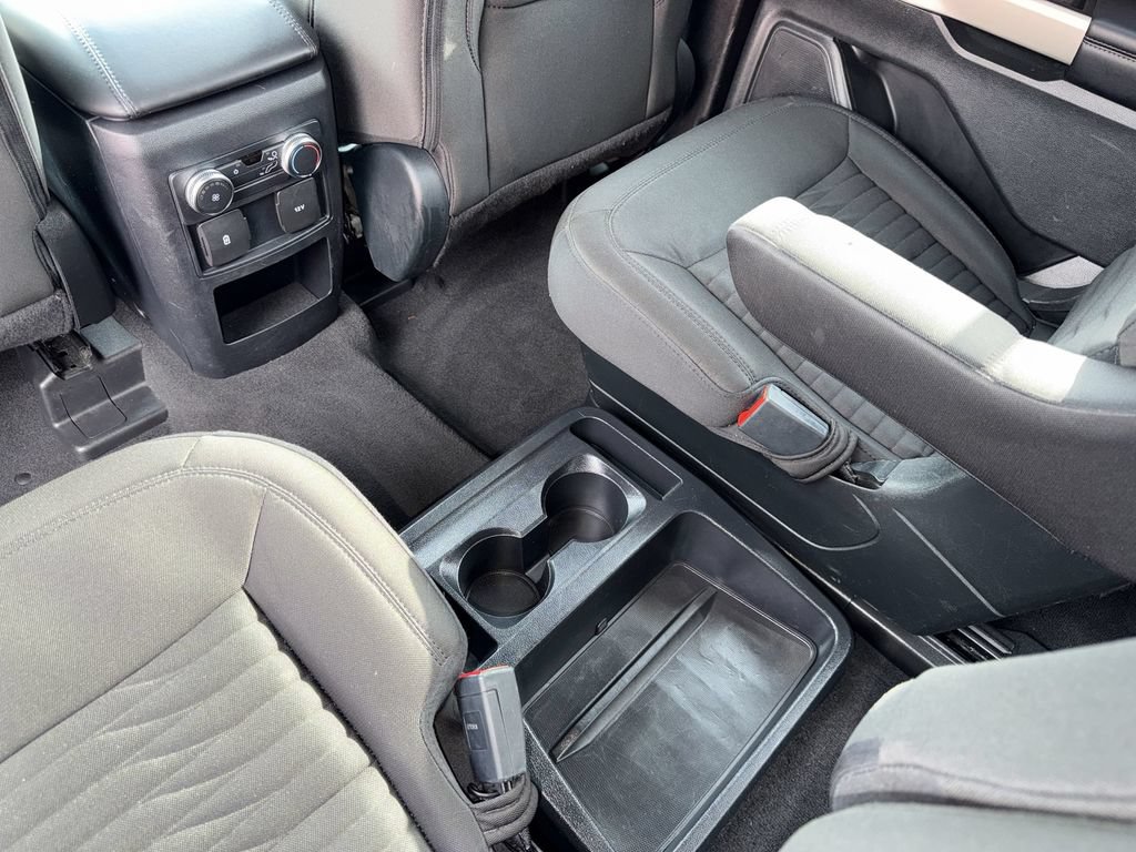 Used 2021 Ford Explorer XLT AWD/4WD image 21