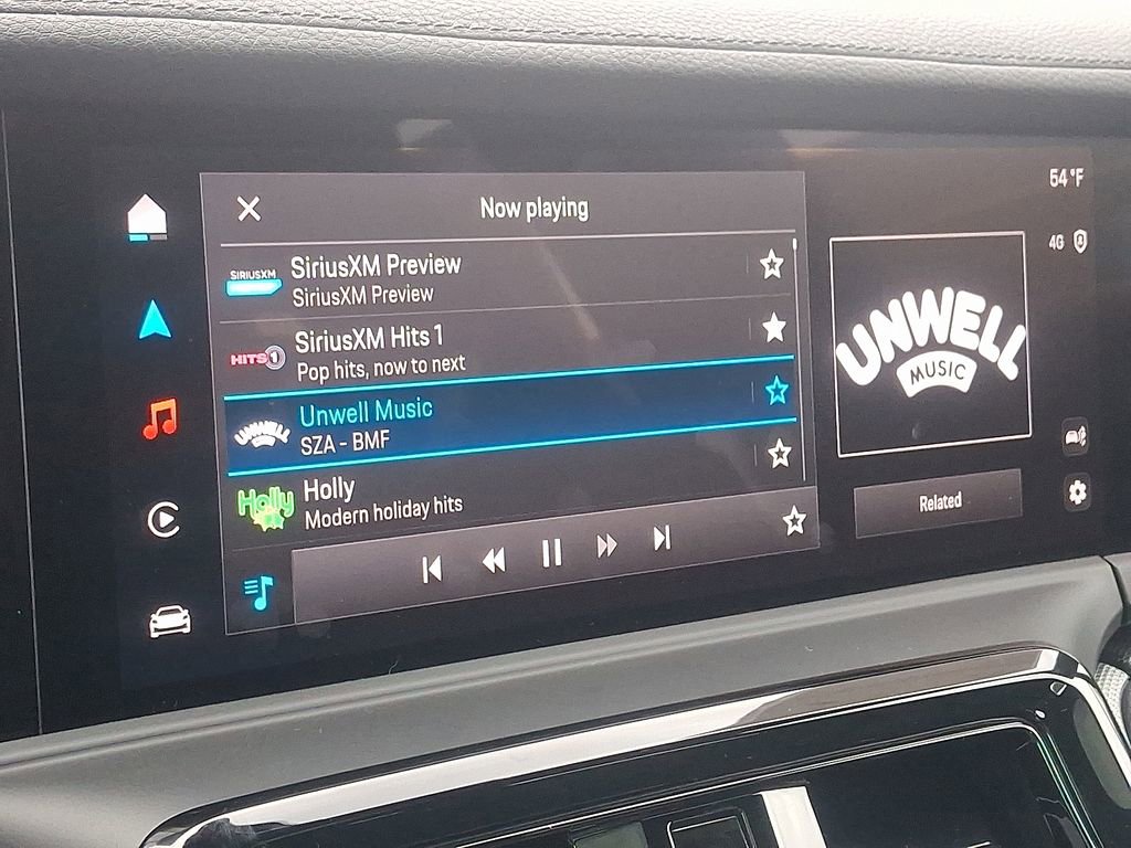 Used 2024 Porsche Panamera image 21