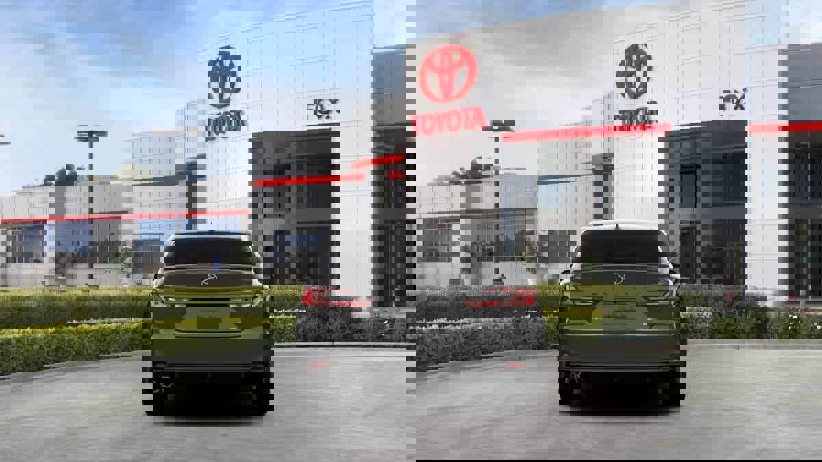 New 2026 Toyota Camry SE FWD image 8