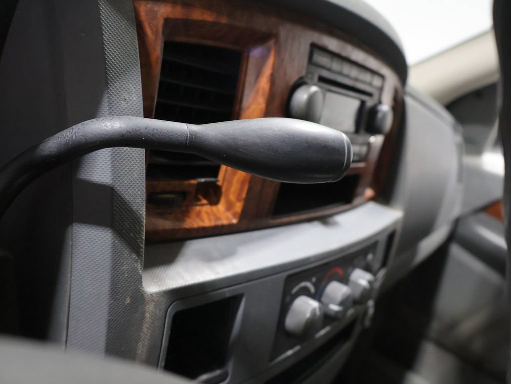 Used 2006 Dodge Ram 2500 Truck SLT w/ Quad Cab Big Horn Value Group AWD/4WD image 31