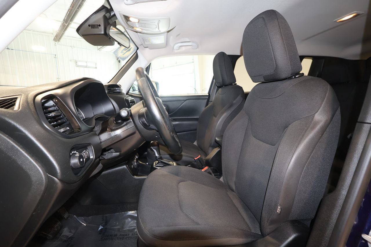 Used 2019 Jeep Renegade Altitude w/ Quick Order Package 2XM AWD/4WD image 22