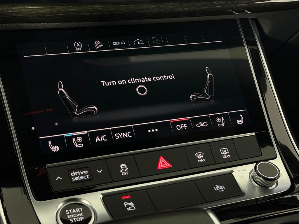 Used 2023 Audi Q8 Premium Plus w/ Premium Plus Package AWD/4WD image 18