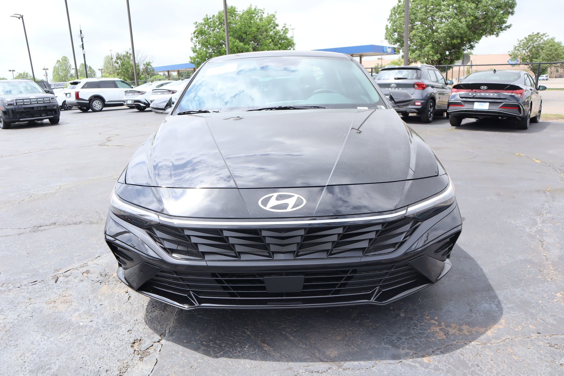 New 2026 Hyundai Elantra SEL Sport FWD image 12