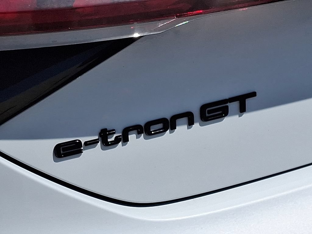 Used 2023 Audi e-tron GT Premium Plus w/ Performance Package AWD/4WD image 32