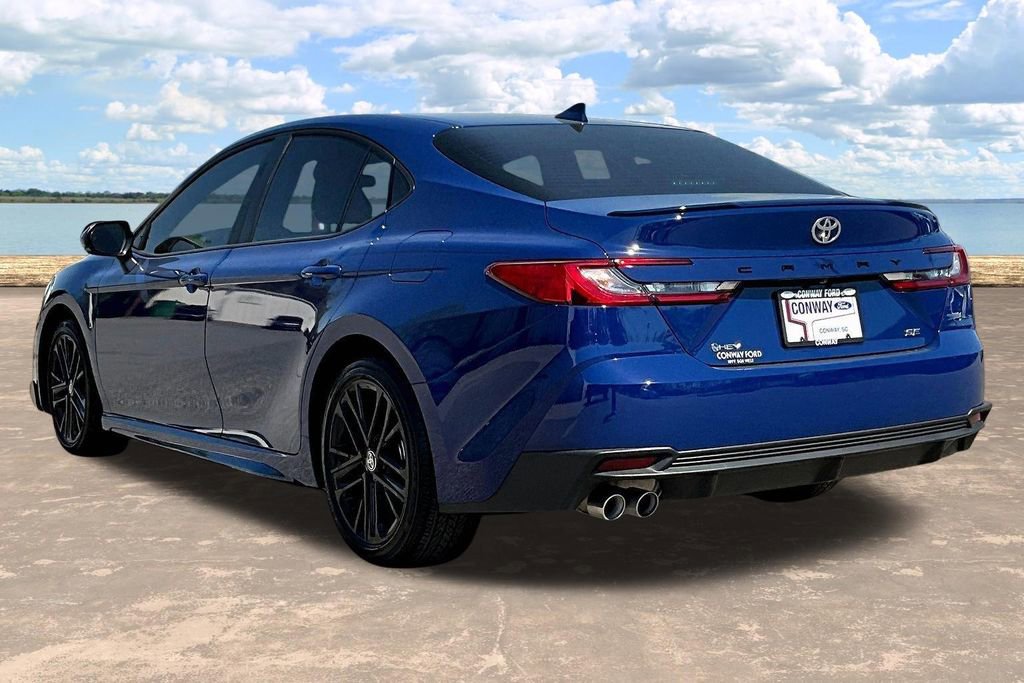 Used 2026 Toyota Camry SE image 5