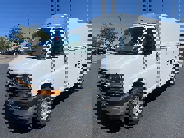 New 2025 Chevrolet Express 3500 w/ Power Convenience Package