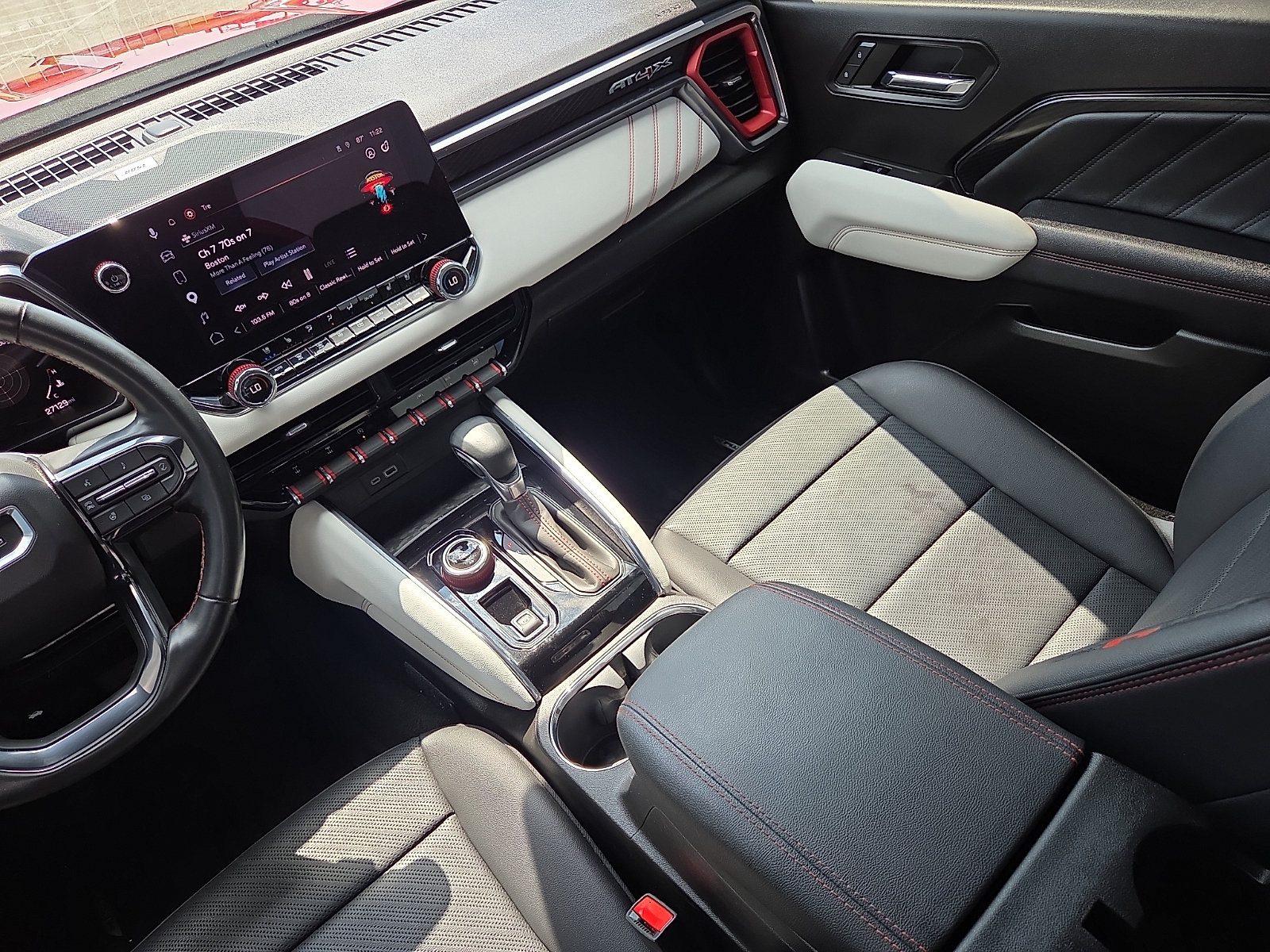 Used 2023 GMC Canyon AT4X w/ Edition 1 AWD/4WD image 12
